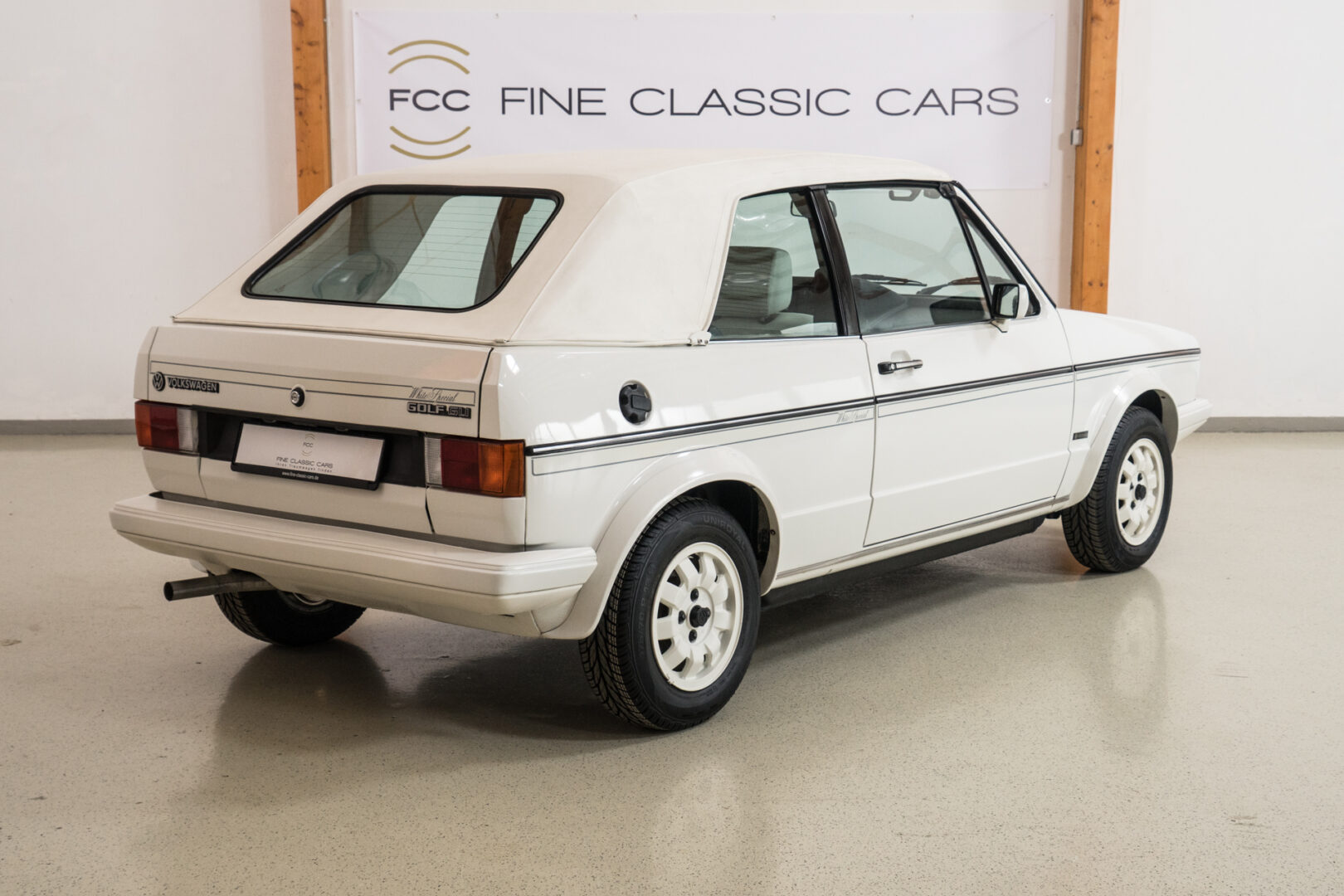 Fine Classic Cars GmbH - Volkswagen Golf1 GLI Cabriolet Sondermodell