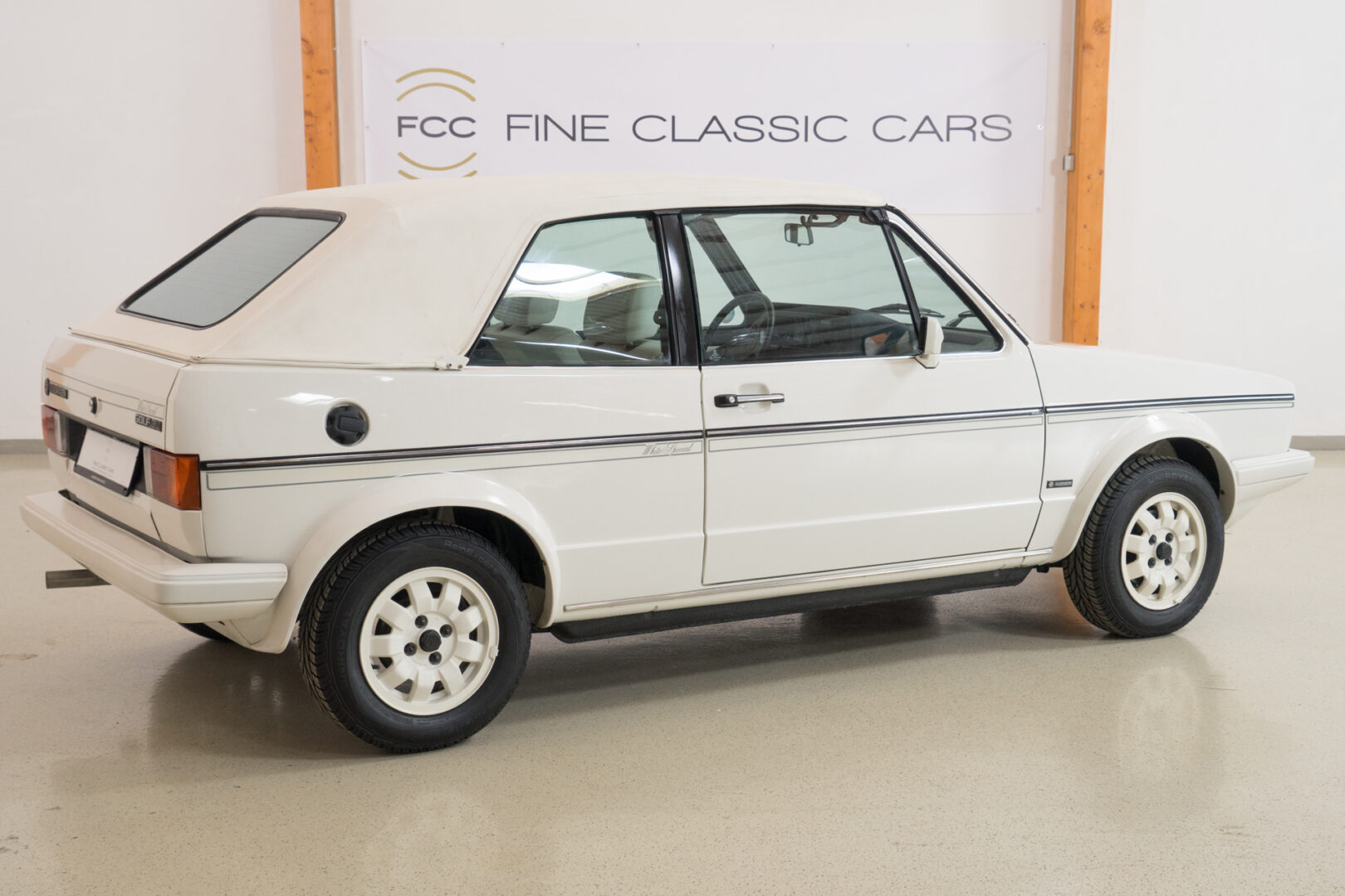 Fine Classic Cars GmbH - Volkswagen Golf1 GLI Cabriolet Sondermodell