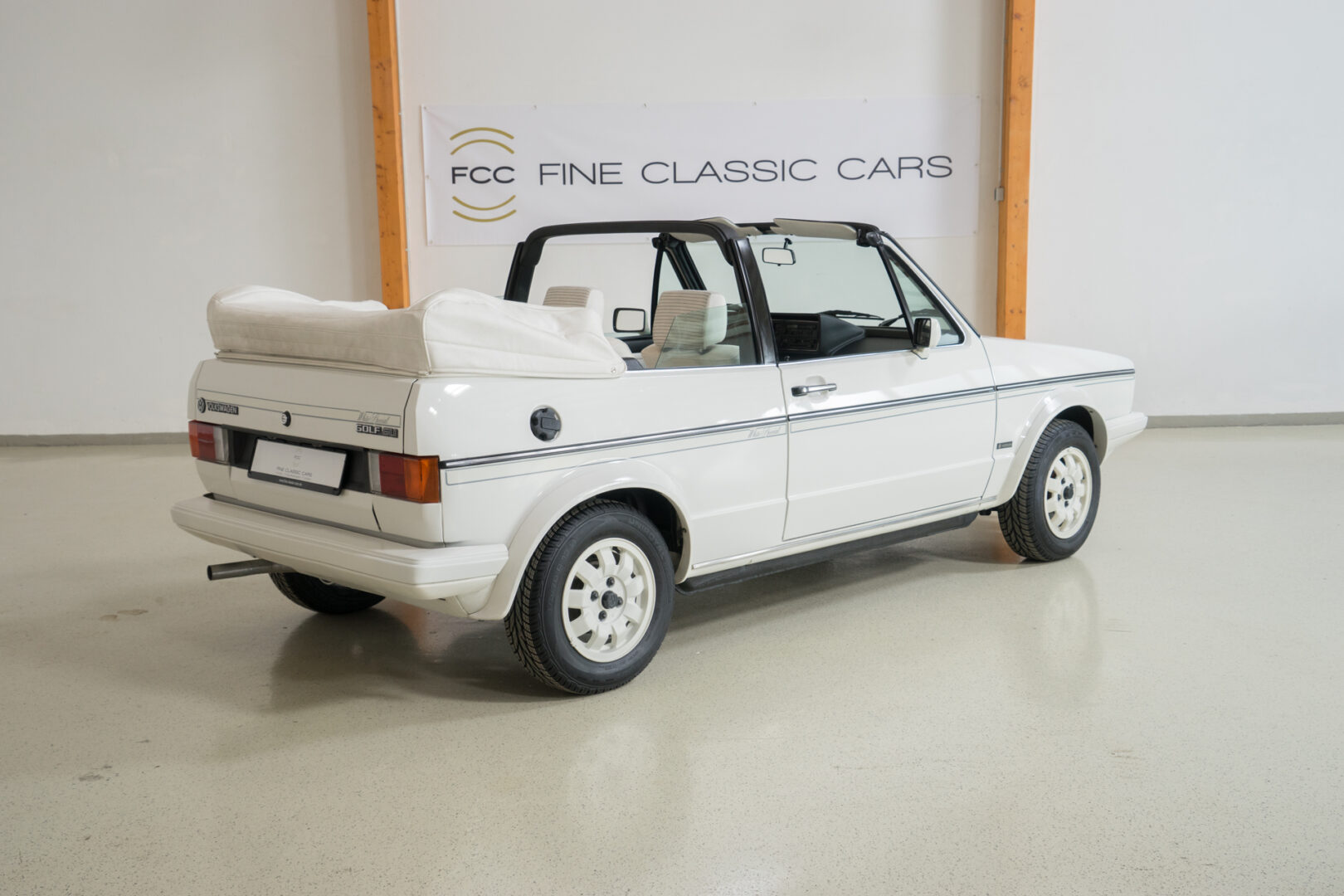 Fine Classic Cars GmbH - Volkswagen Golf1 GLI Cabriolet Sondermodell